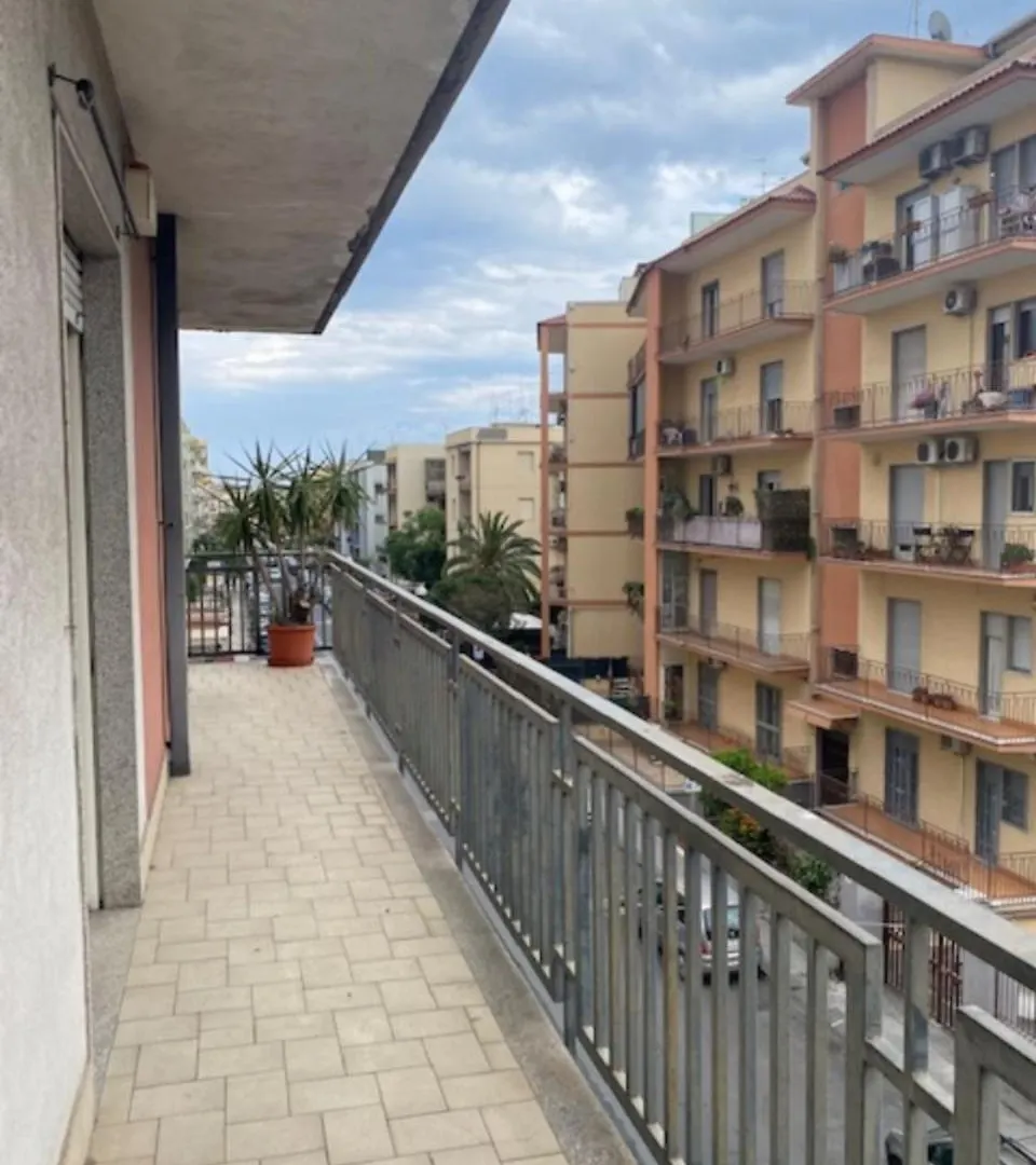 Apartment Quiet Home Catania Italy